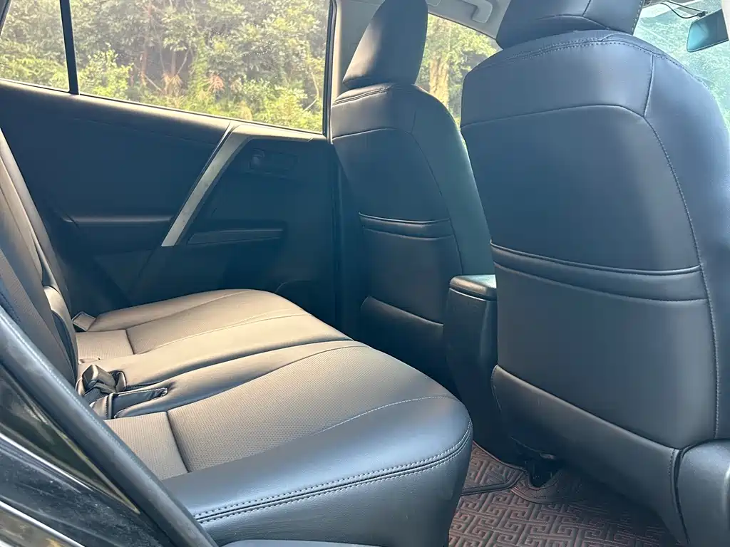 TOYOTA RAV4 RONGFANG