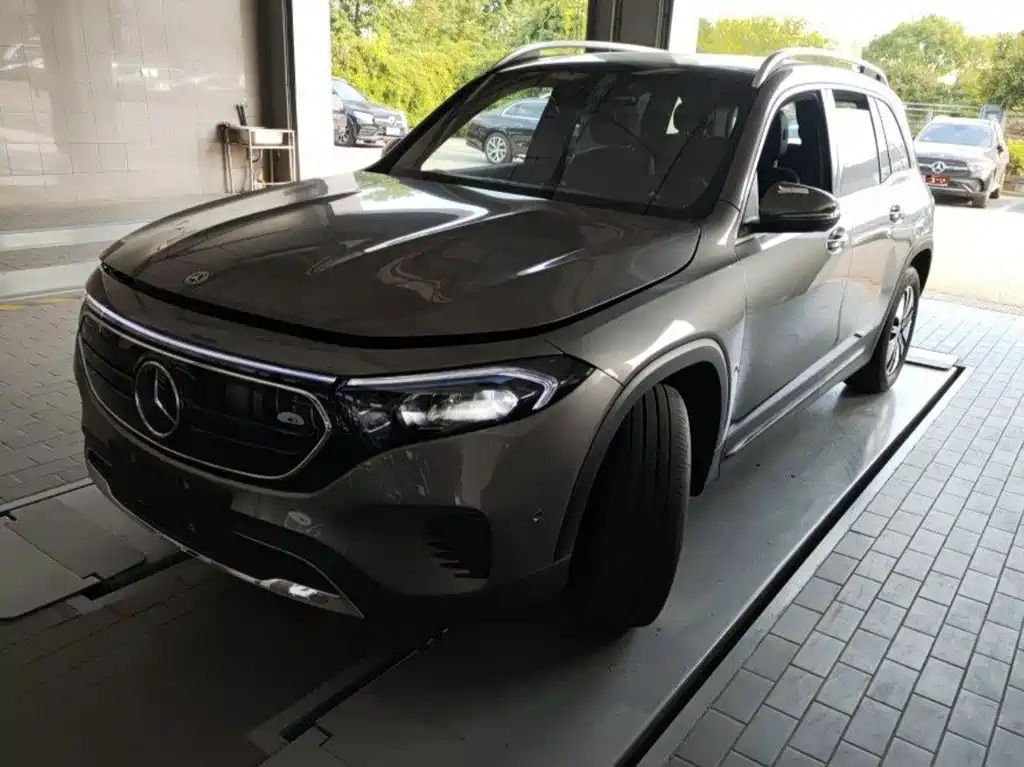 Mercedes-Benz EQB