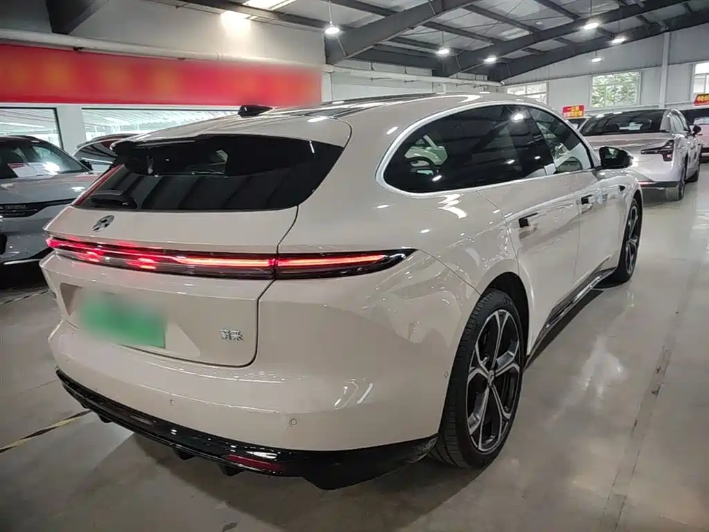 NIO ET5T 2025 75kWh Touring