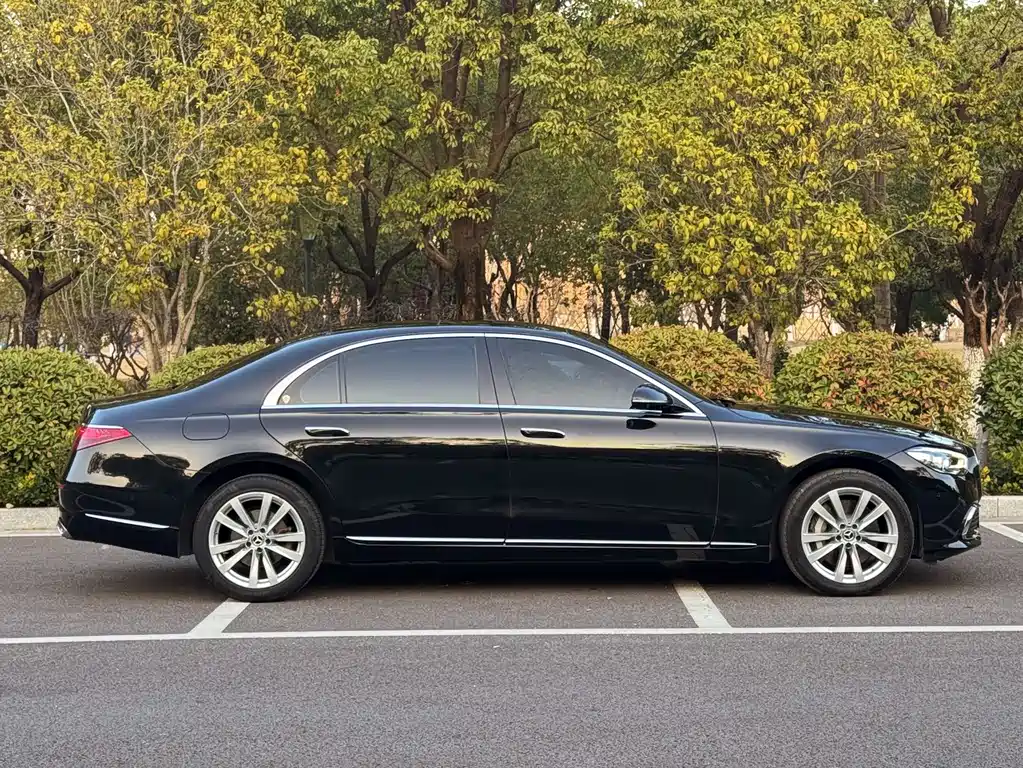 MERCEDES-BENZ S CLASS