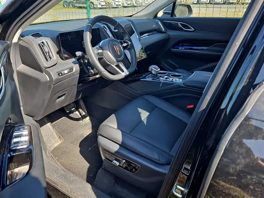 Hongqi Hongqi HS3 PHEV — миниатюра 9