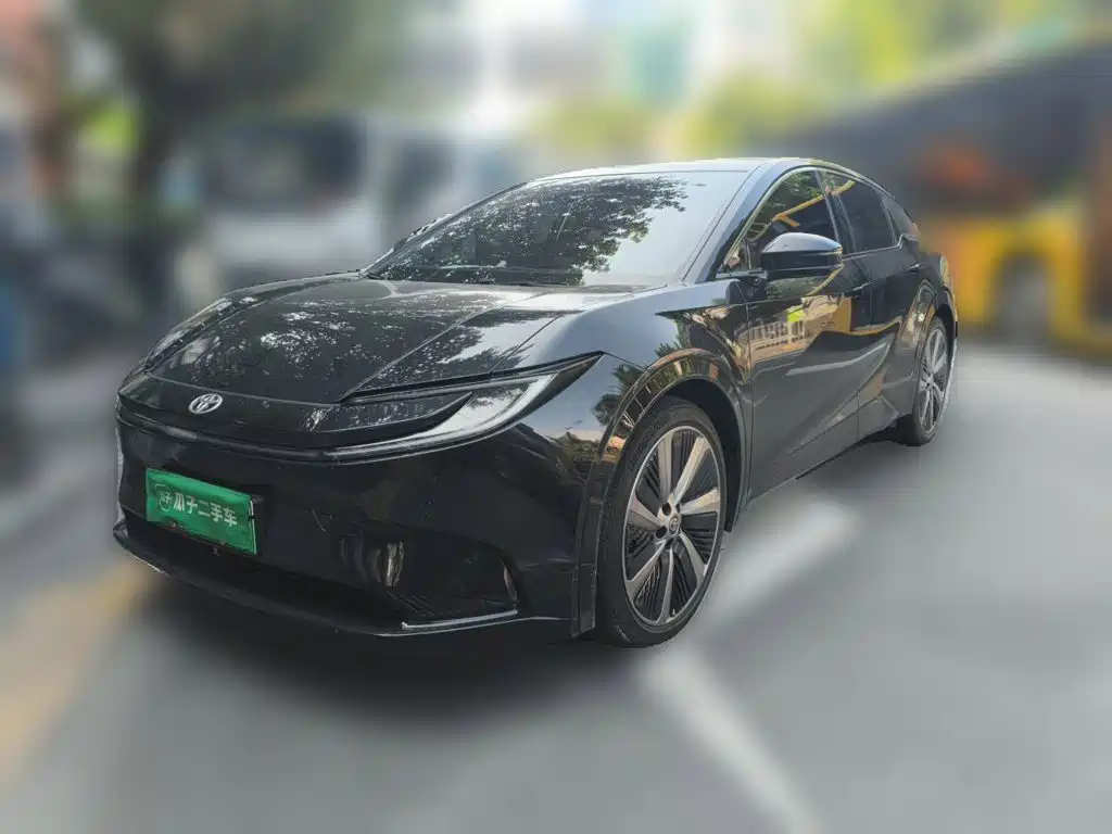 Toyota bZ5