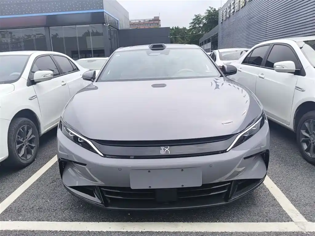 BYD Han 2025 DM-i Smart Drive 125KM Flagship