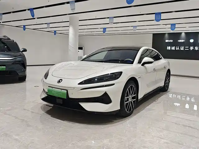 2025 Denza Z9