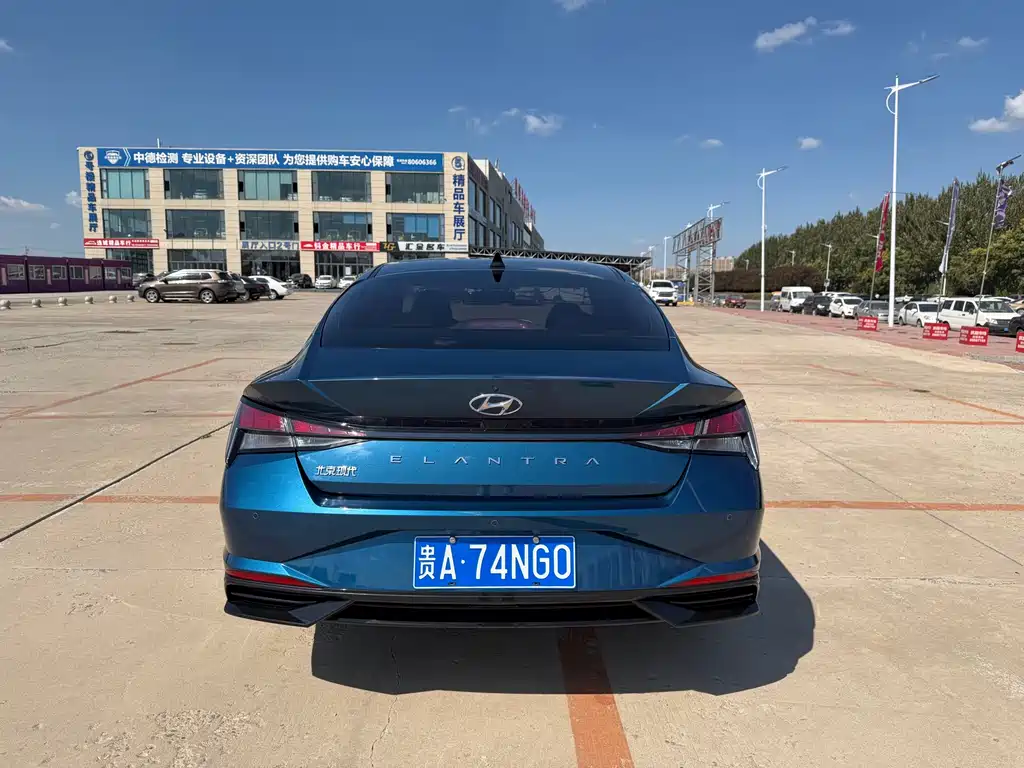 Hyundai Elantra — миниатюра 5