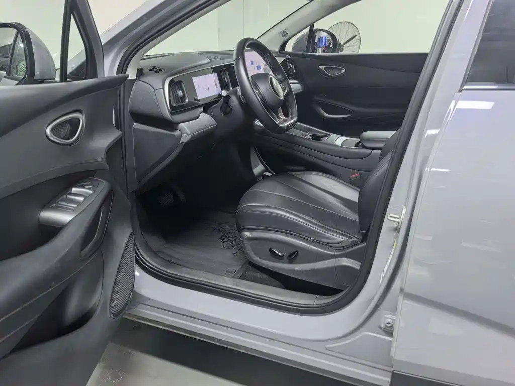 BYD Sealion 05 EV — миниатюра 20