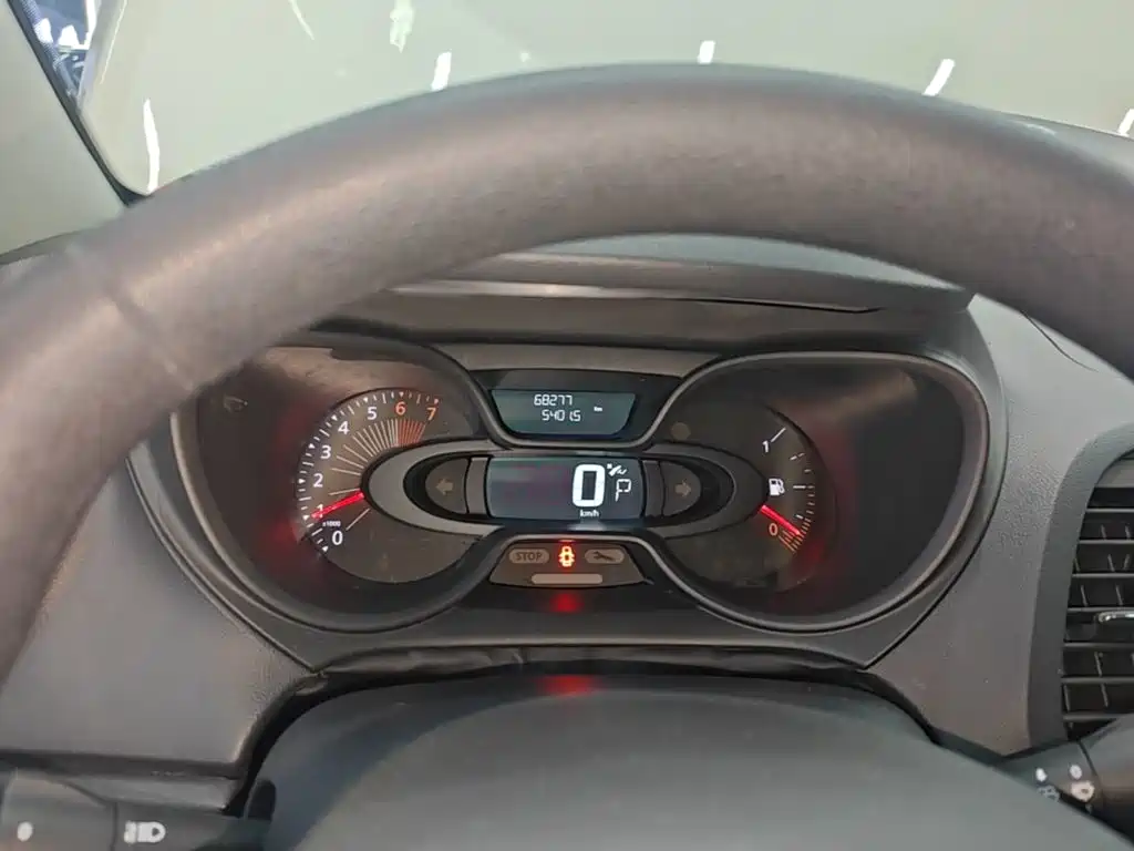 Renault Captur — миниатюра 12