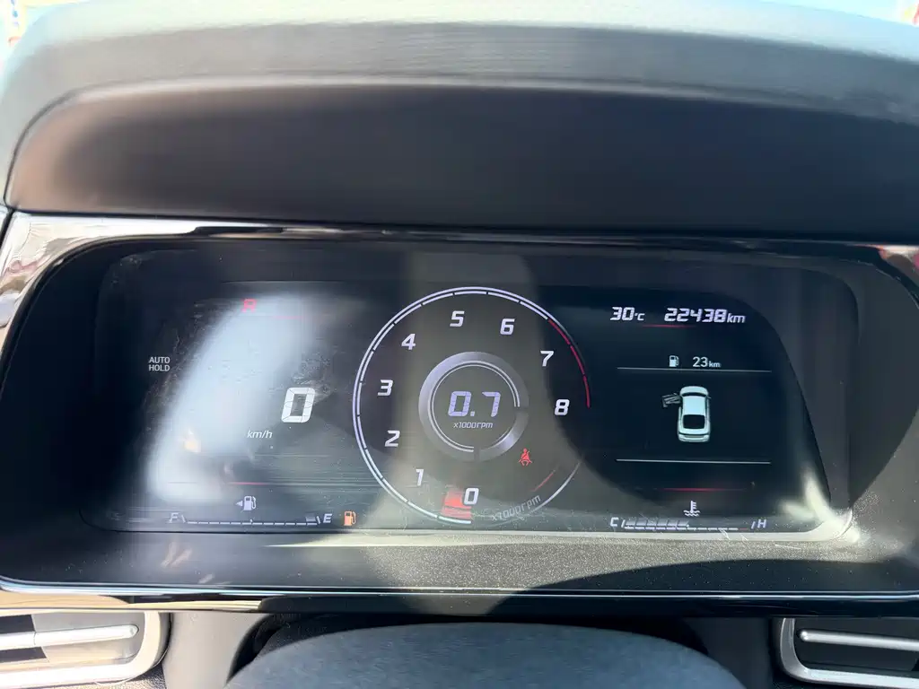 Hyundai Elantra — миниатюра 11