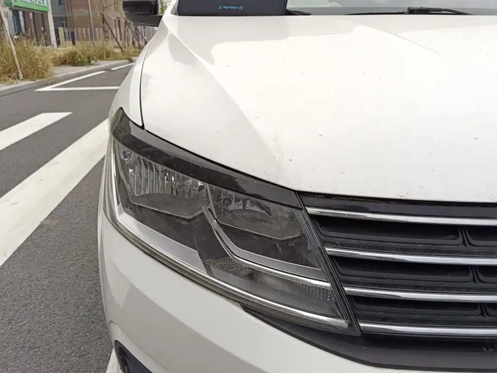 Volkswagen Lavida — миниатюра 7