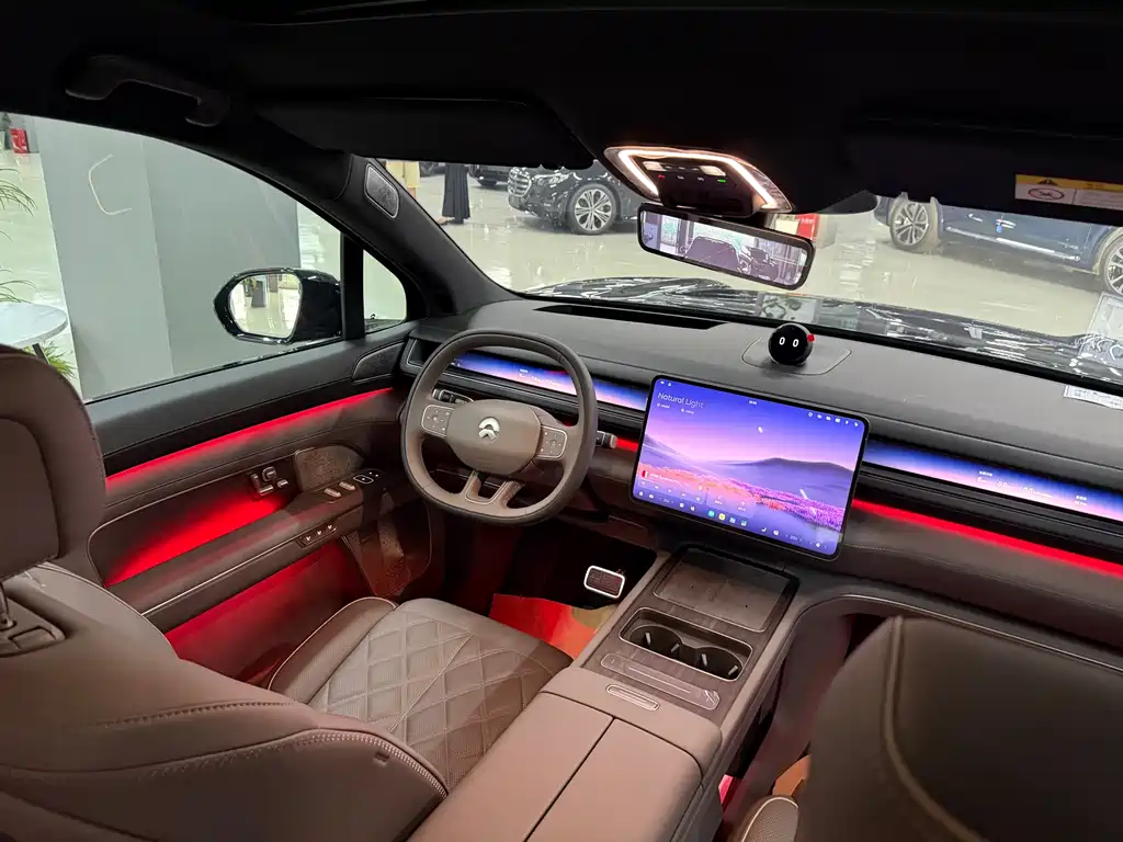 NIO ES8 2026 мест Executive