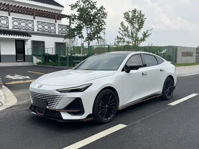 CHANGAN UNI V 2022