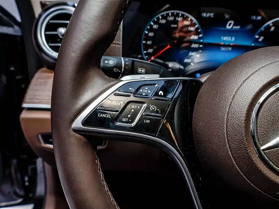 Mercedes-Benz E-Class E 2021 E 300 L Luxury