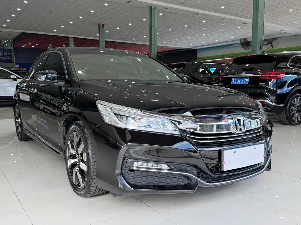 Honda Accord 2016 2.4L Luxury