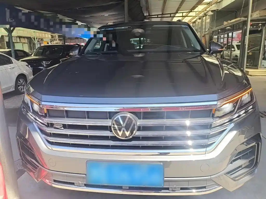 Volkswagen Touareg 2022 3.0TSI Sport