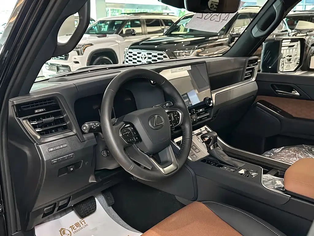 Lexus GX 2025 550