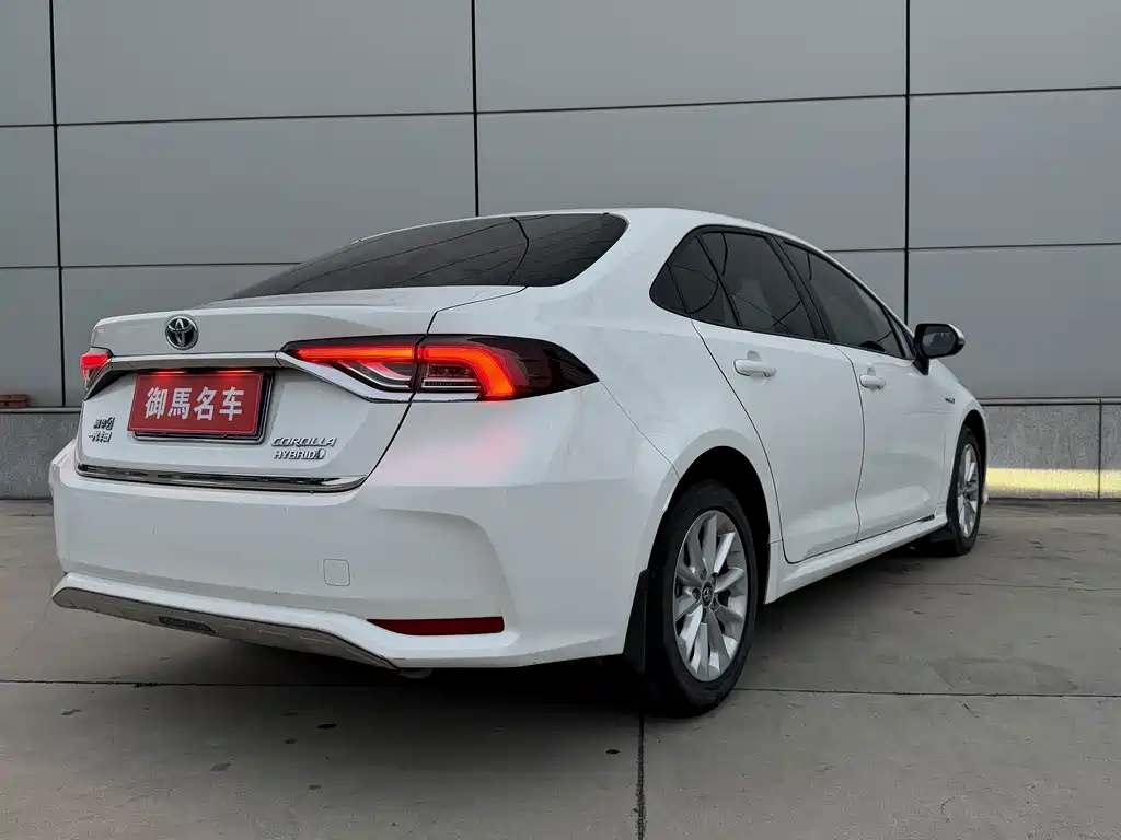 Toyota Corolla — миниатюра 6