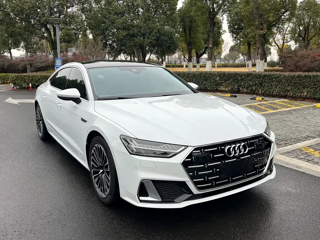AUDI A7L