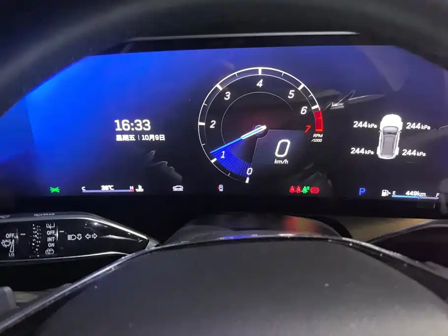 Cadillac GT4 — миниатюра 14