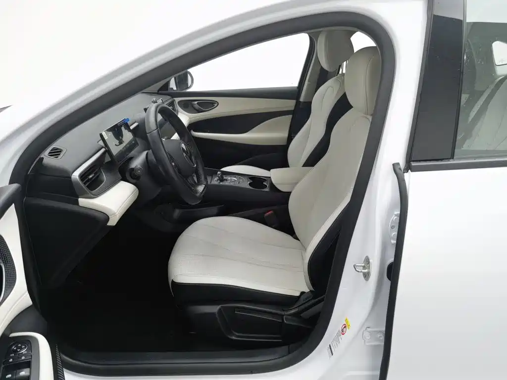 BYD Seal 05 DM-i — миниатюра 10