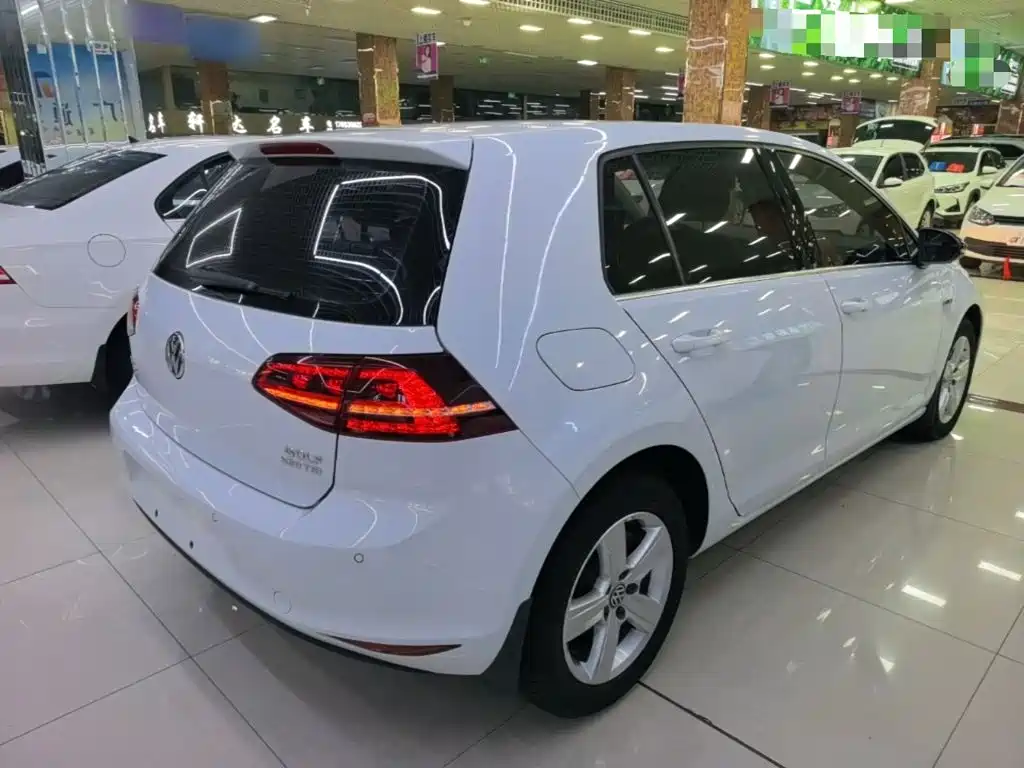 Volkswagen Golf — миниатюра 7
