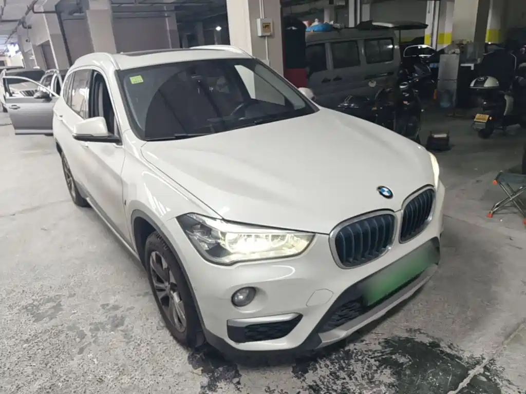 BMW X1 New Energy — миниатюра 4