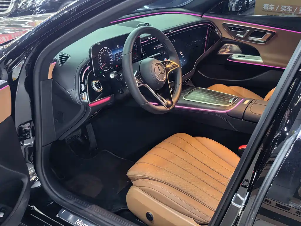 Mercedes-Benz E-Class — миниатюра 4
