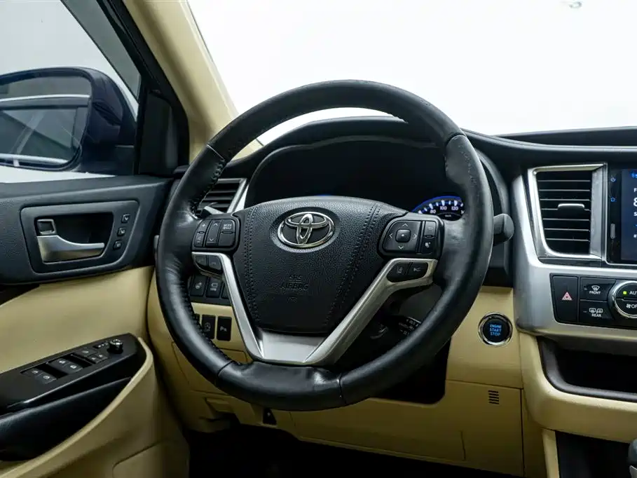 Toyota Highlander — миниатюра 23