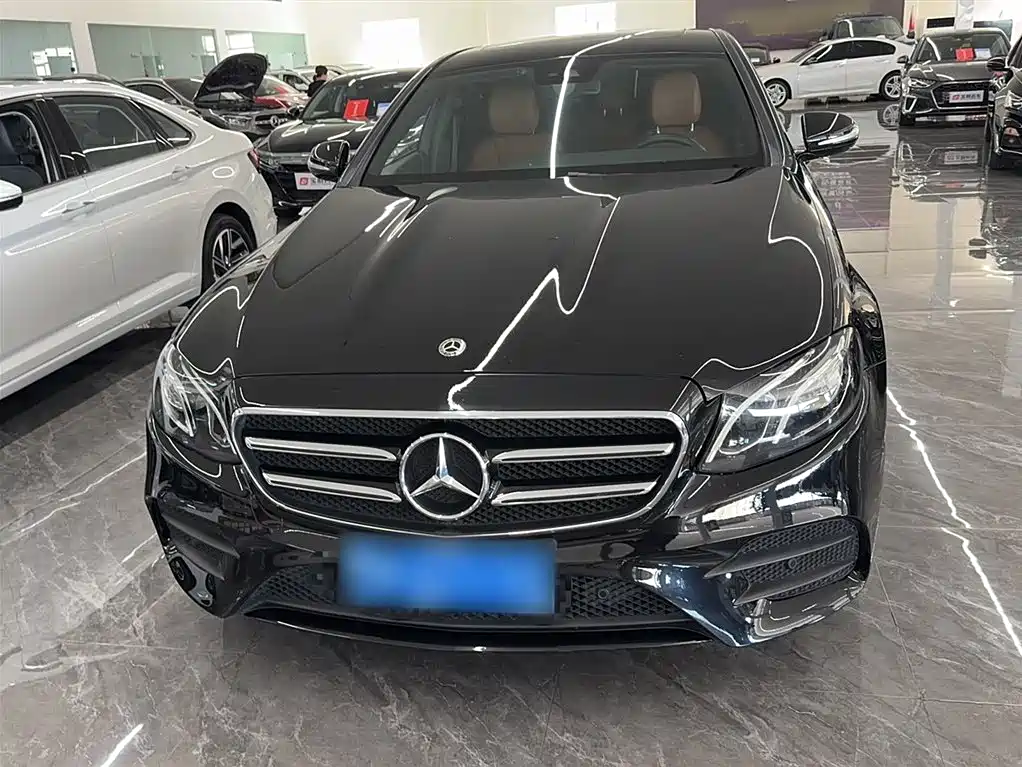 MERCEDES-BENZ  E CLASS