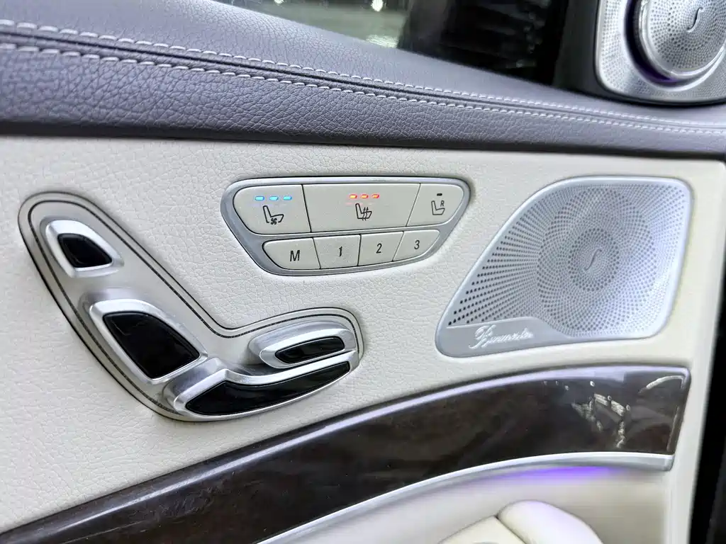 Mercedes-Benz Maybach S-Class S 400 4MATIC, фото 18