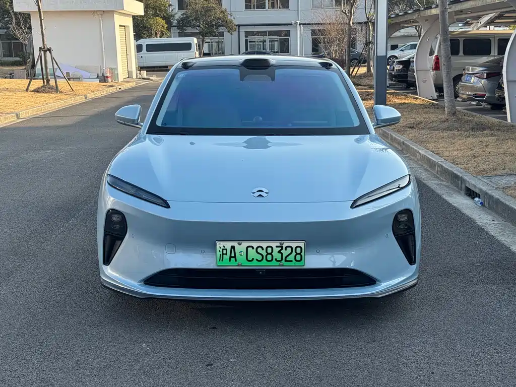 NIO NIO ET5