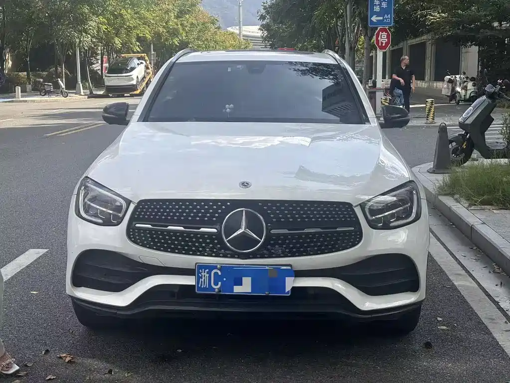 MERCEDES-BENZ GLC COUPE
