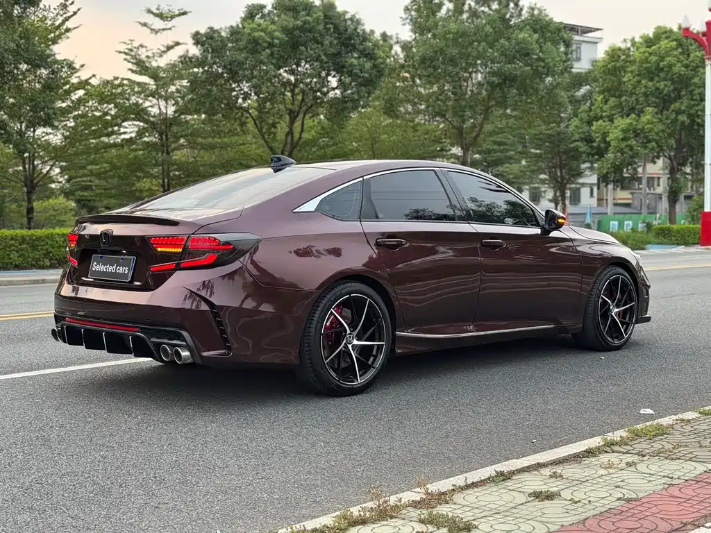 Honda Accord — миниатюра 5
