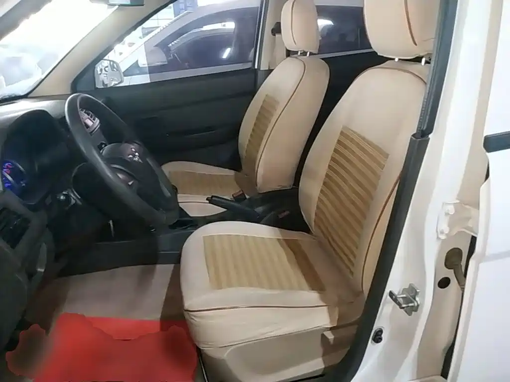 Wuling Hongguang — миниатюра 15
