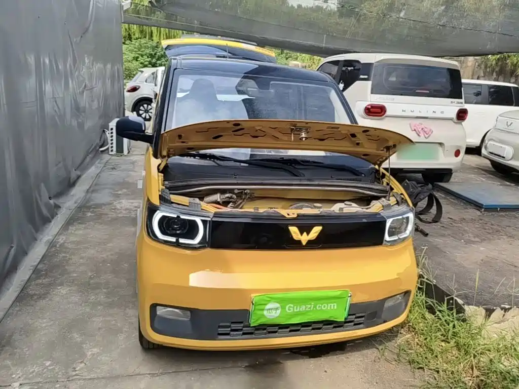 Wuling MINIEV — миниатюра 20