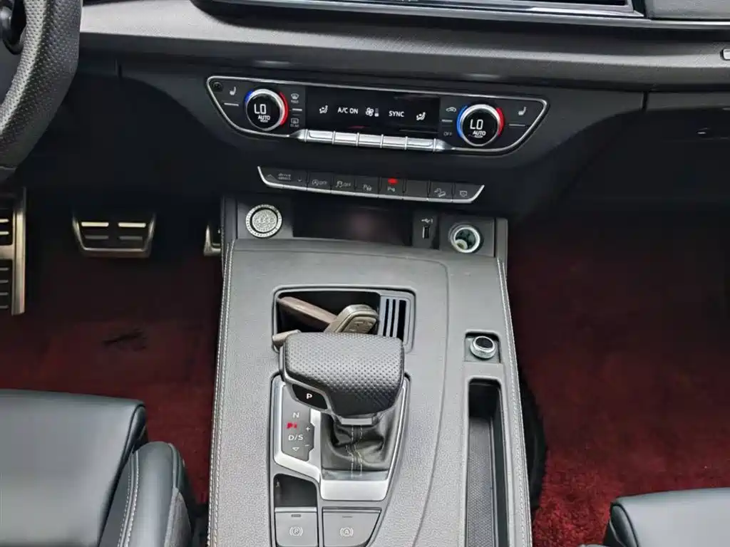 Audi Q5L 2024 45 TFSI Luxury