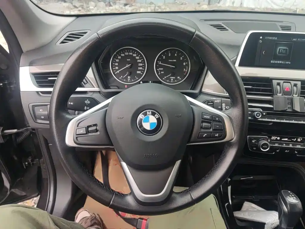 BMW X1 — миниатюра 11