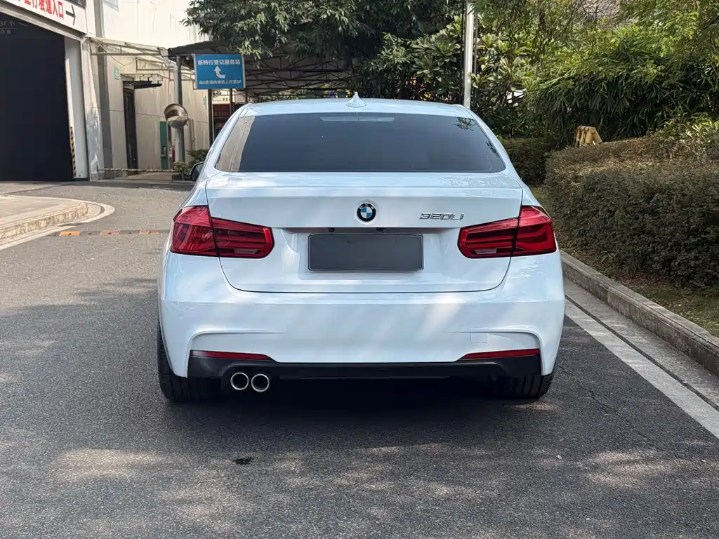 BMW 3 Series — миниатюра 6