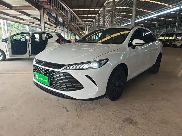2025 BYD Qin