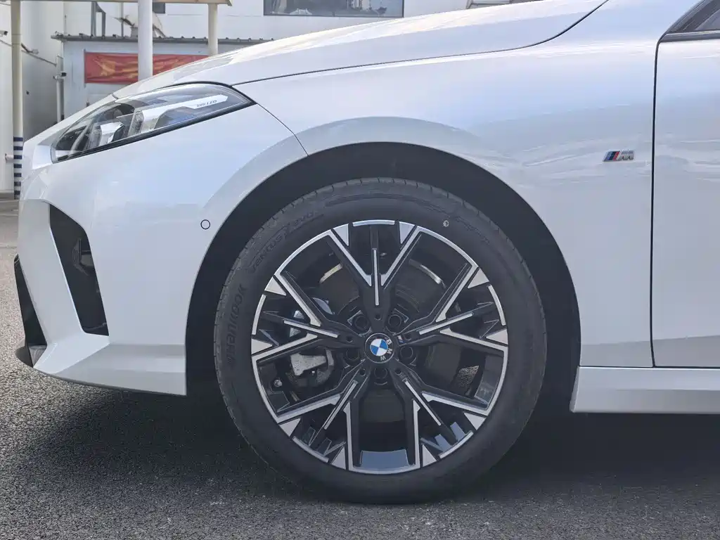 BMW 2 Series 2 2025 225L M Sport