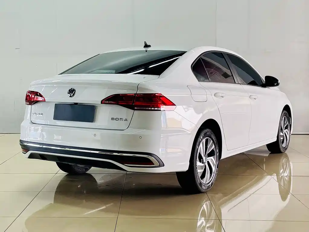 Volkswagen Bora — миниатюра 6