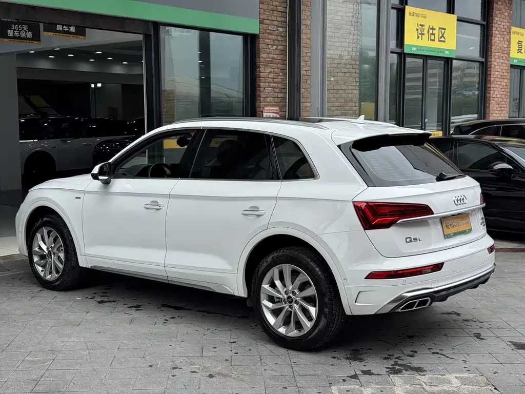 Audi Q5L — миниатюра 6