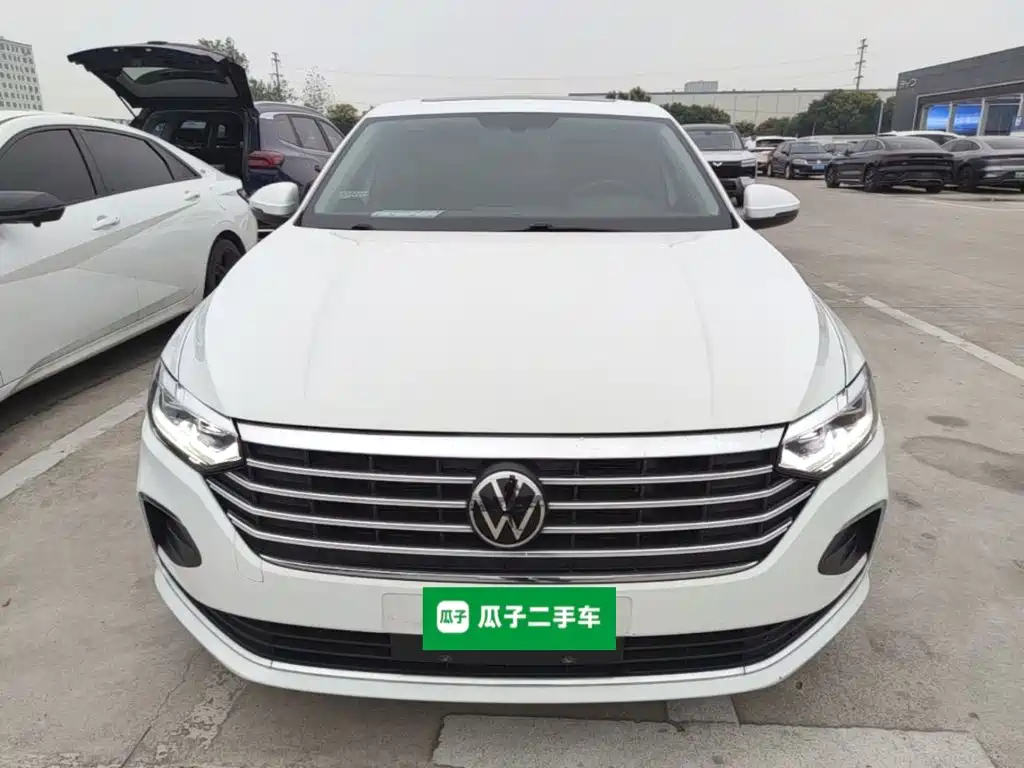 Volkswagen Lavida — миниатюра 3