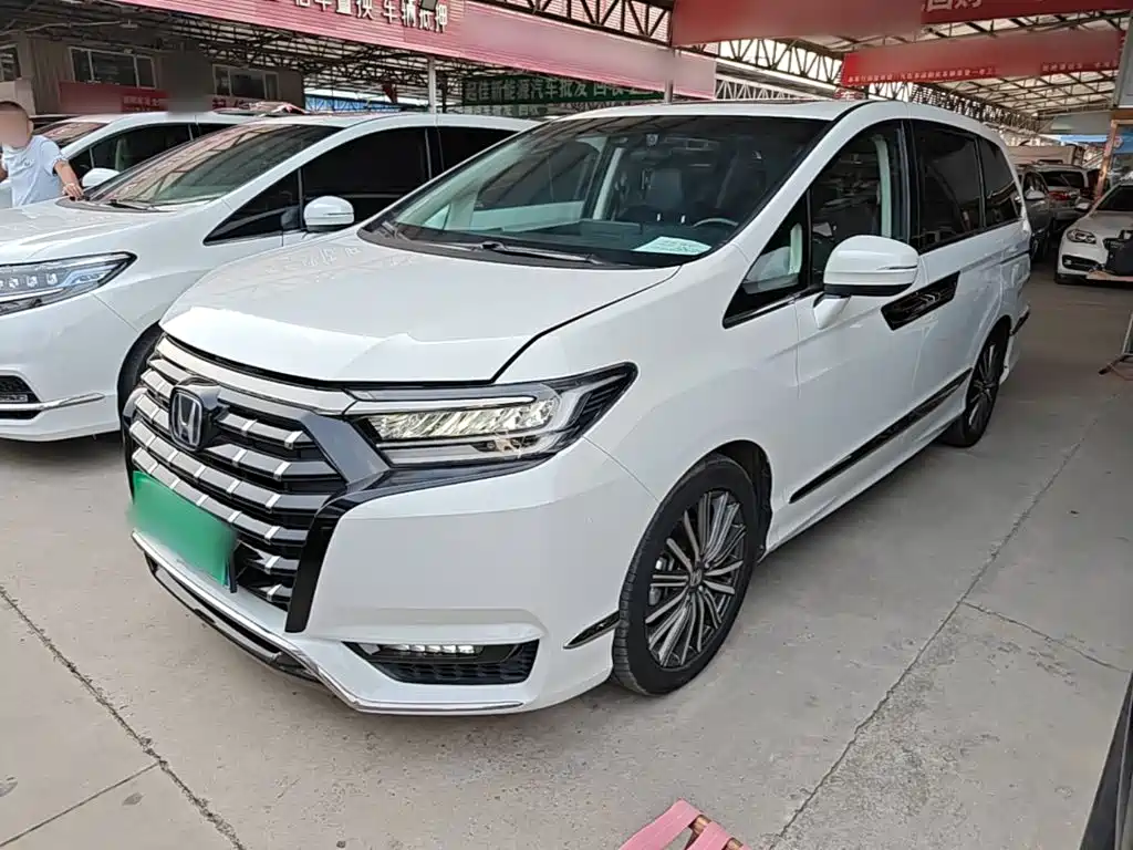 Honda Elysion — миниатюра 2