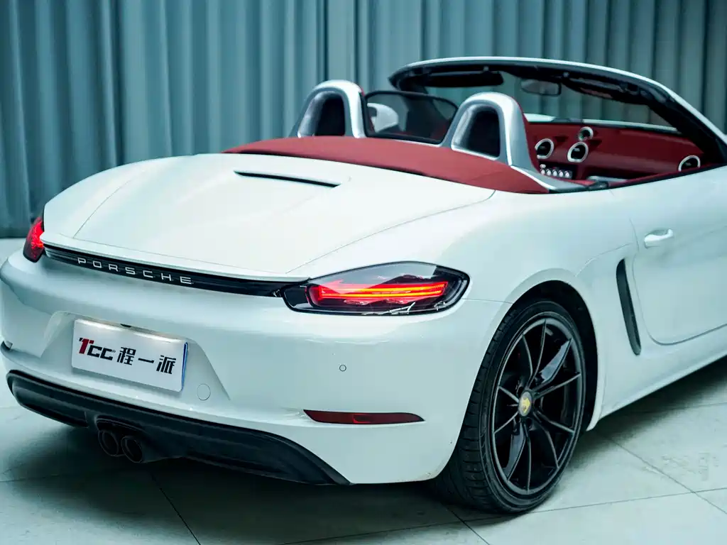 Porsche 718 2022 Boxster 2.0T