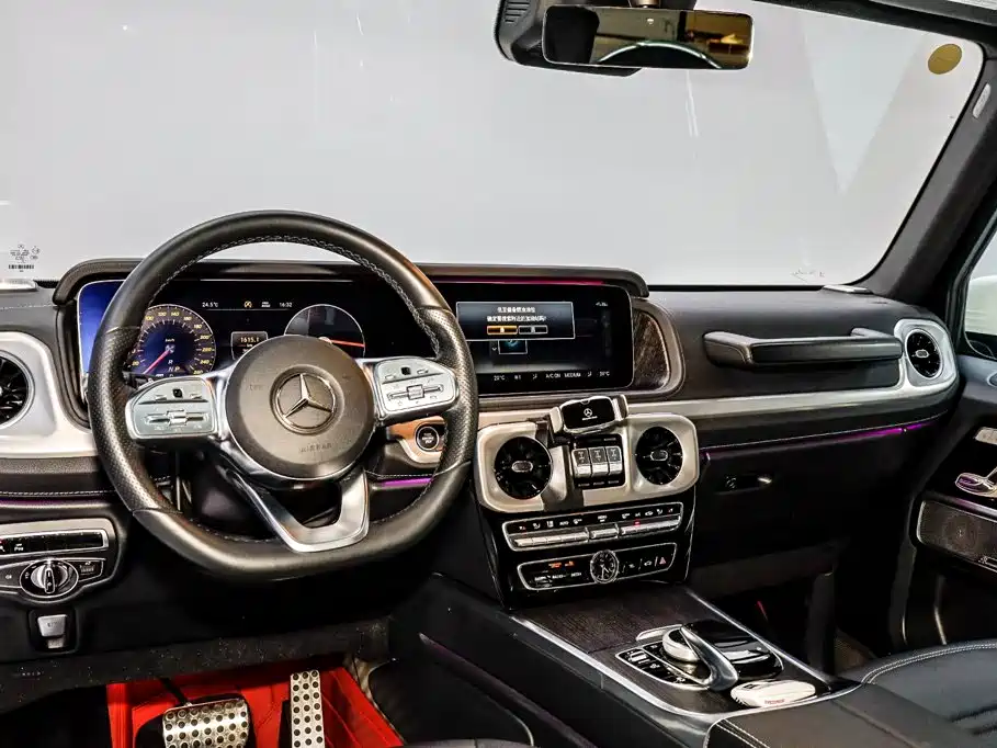 Mercedes-Benz G-Class 2023 — фото 21