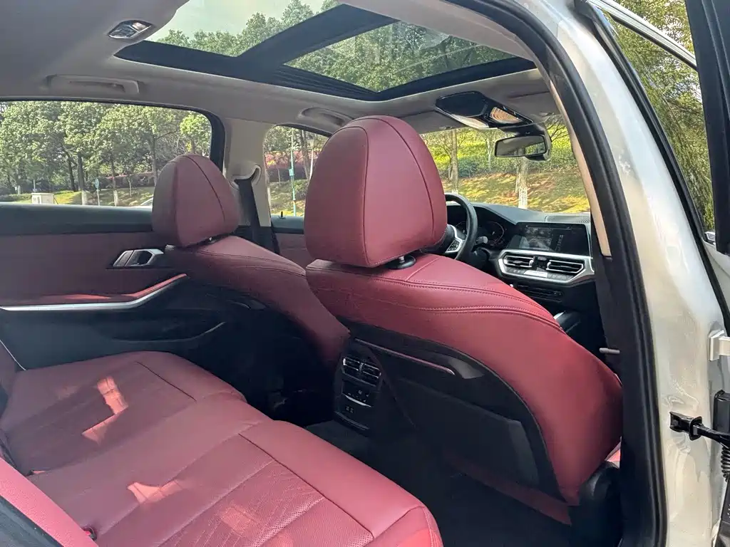 BMW 3 Series — миниатюра 12