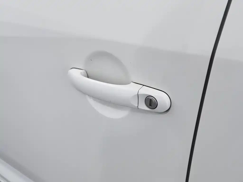 Volkswagen Touran — миниатюра 16