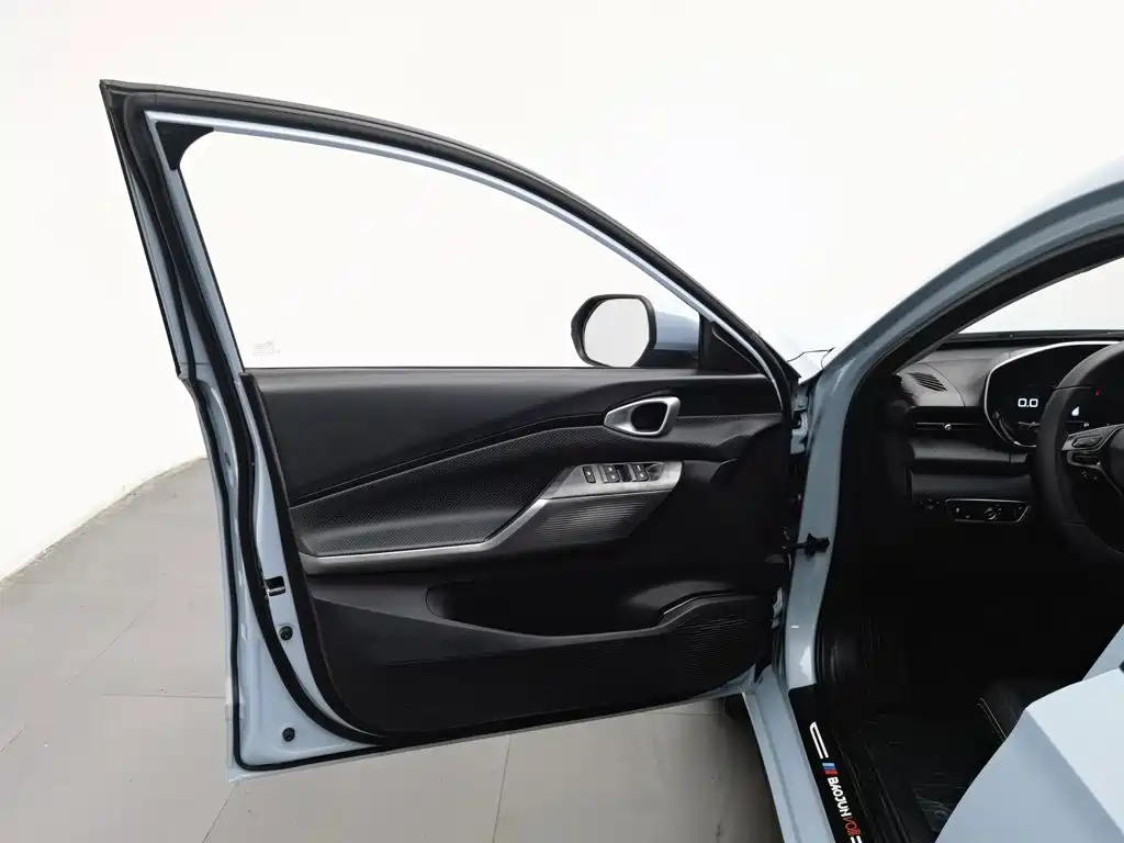 Baojun Valli — миниатюра 8