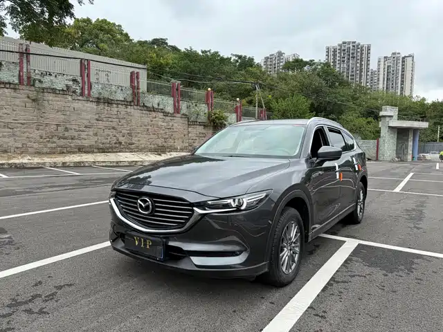 MAZDA CX 8