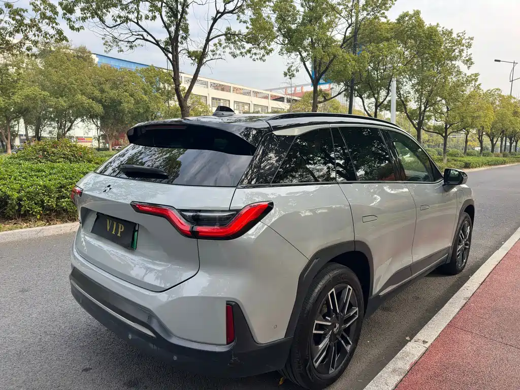 NIO NIO ES6